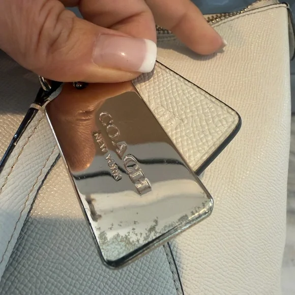 Coach Ava tote and matching wallet - Picture 11 of 17